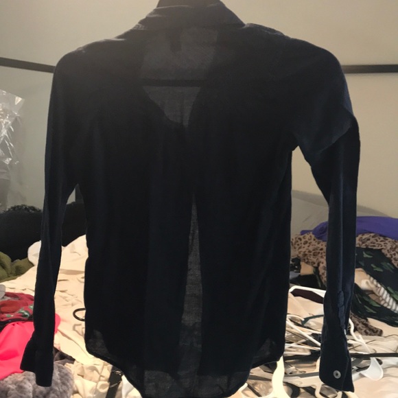 Button down - Picture 2 of 2